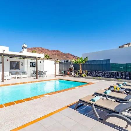 Burgado By Villa Playa Blanca (Lanzarote)